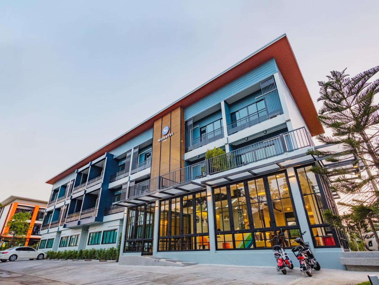 Hotel Mosstel Phitsanulok Exterior foto